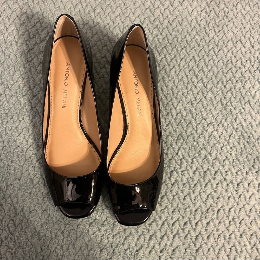 Antonio Melani Black Peep Toe Pumps Size 8M With Jewell Studded Chunky Heels!